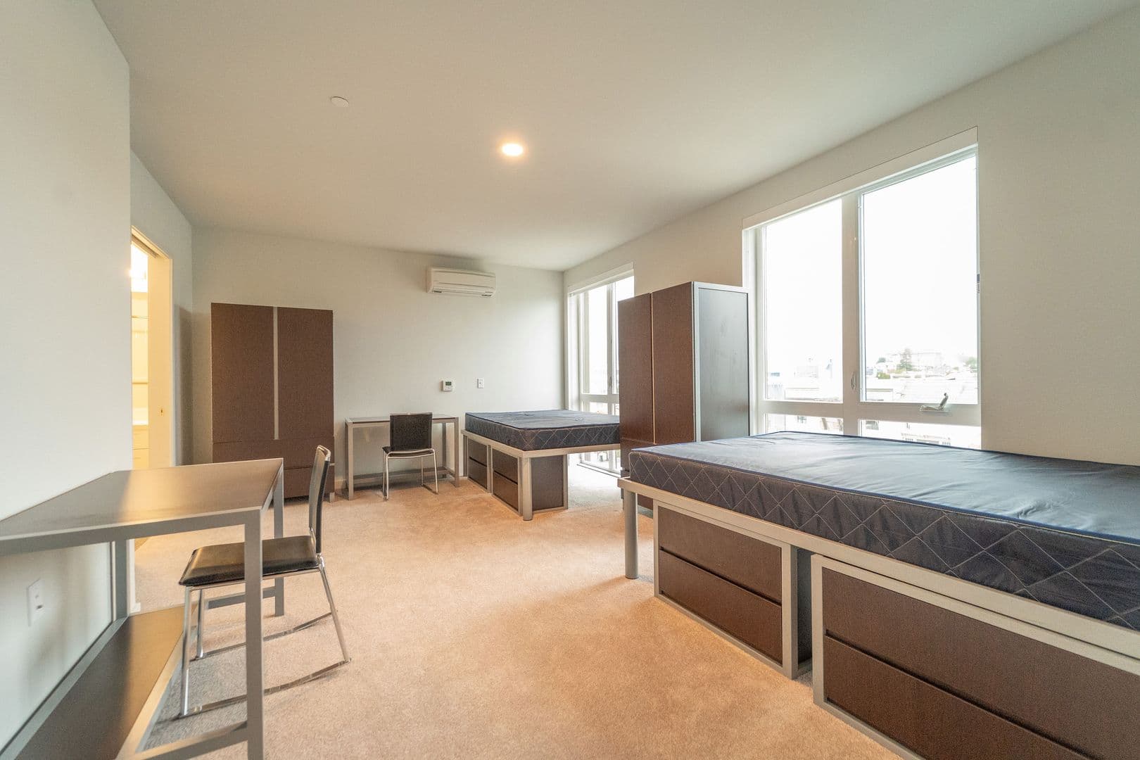 Berkeley Apartment: 2077 Haste St