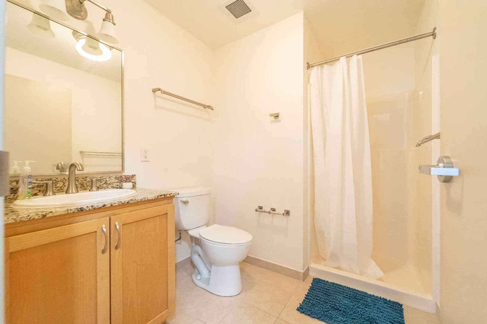 Berkeley Apartment: 2398 Bancroft Way