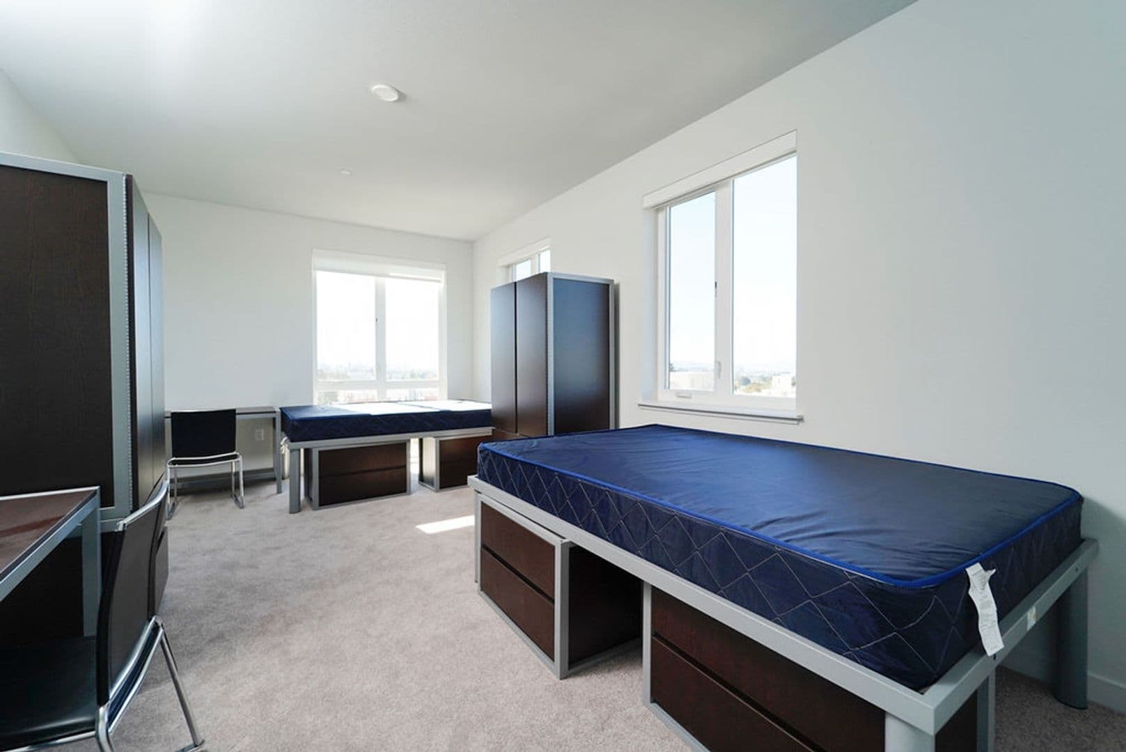 Berkeley Apartment: 2077 Haste St
