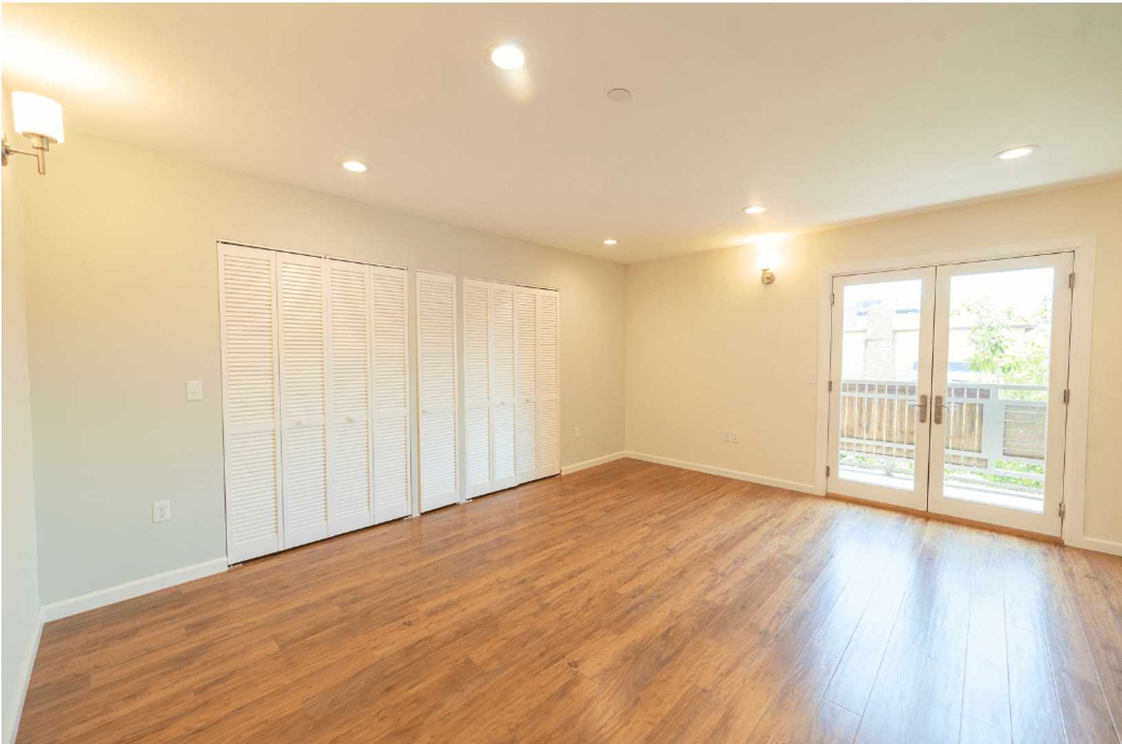Emeryville Apartment: 1276 Ocean Ave