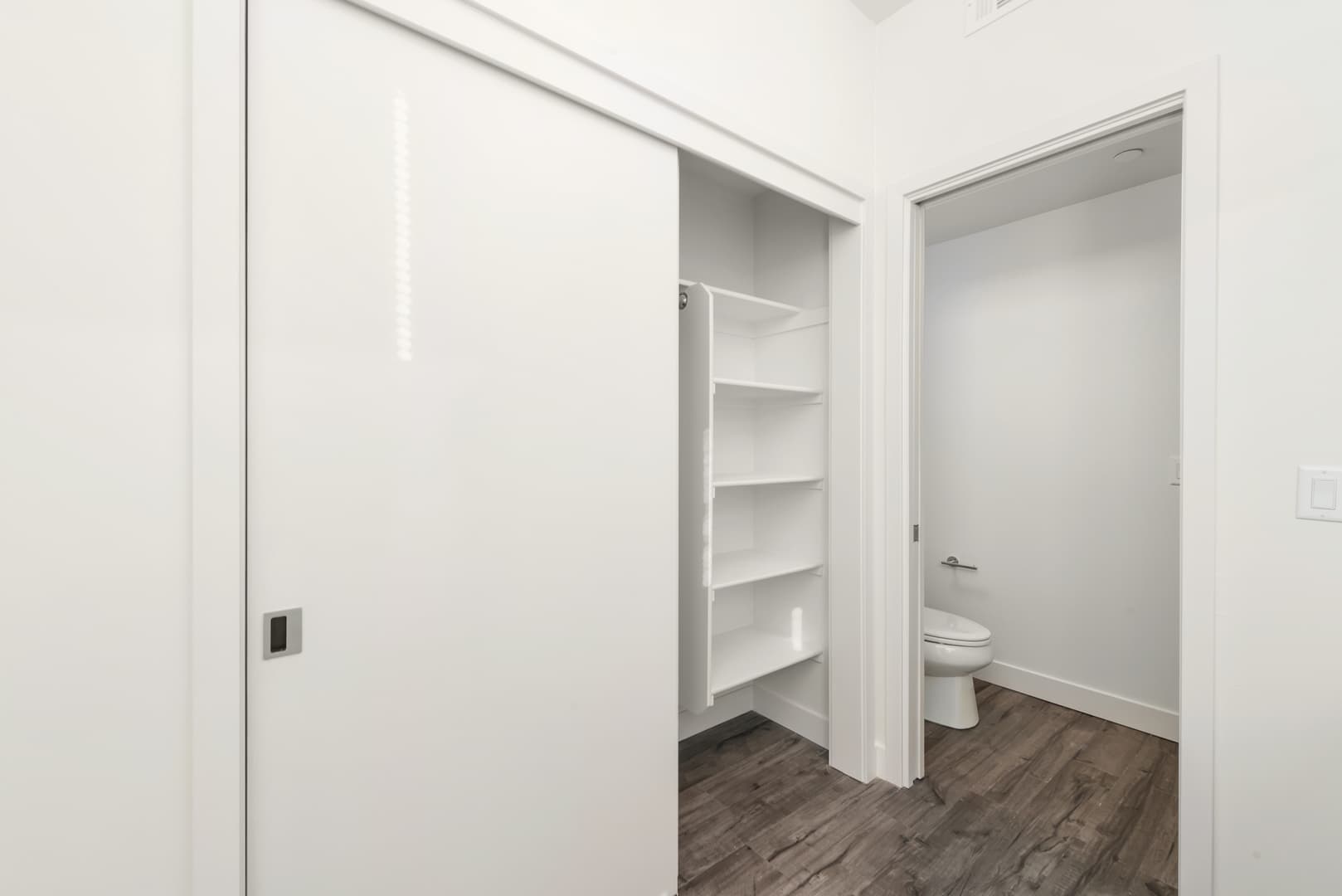 Richmond Apartment: 403 S. Garrard Blvd