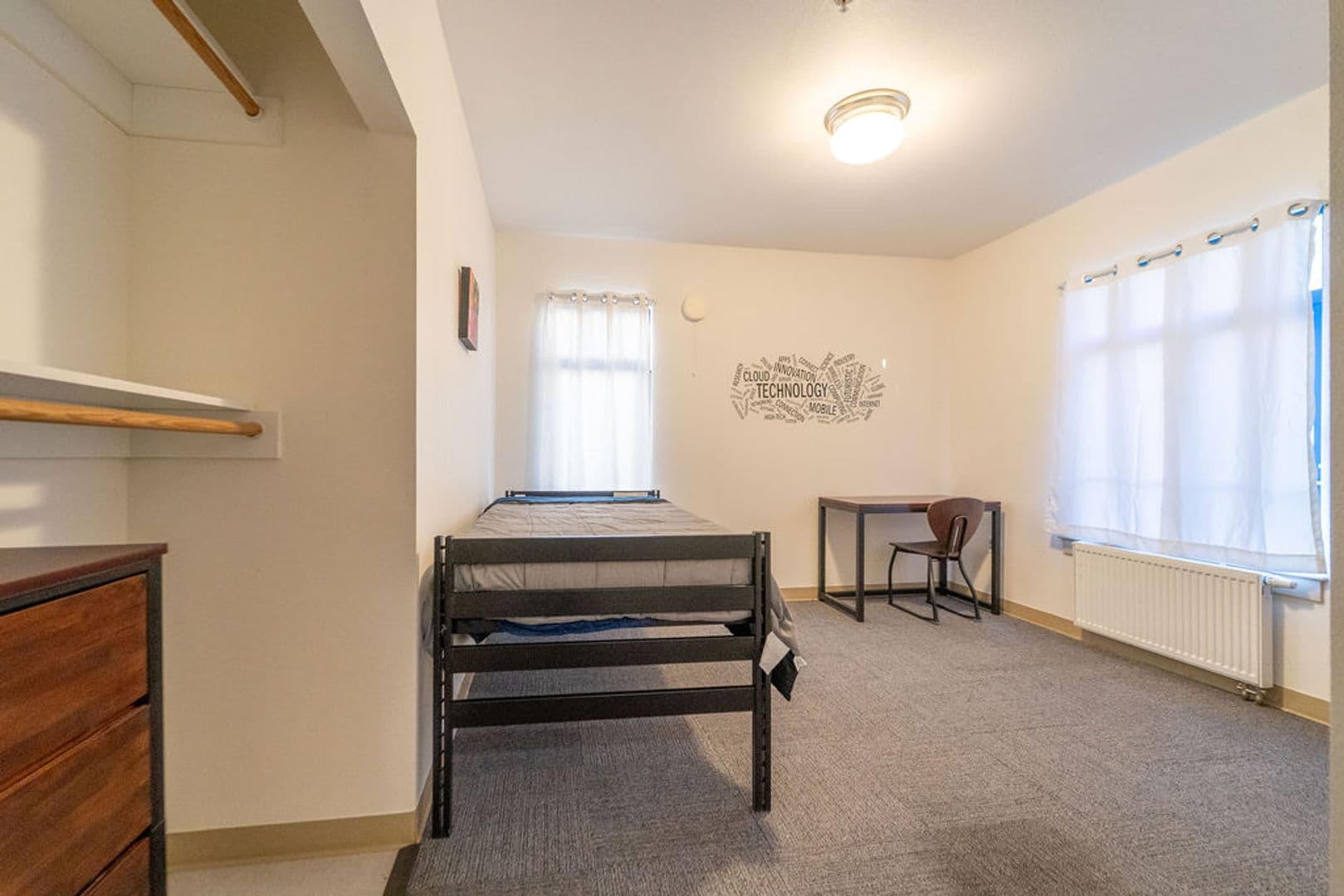 Berkeley Apartment: 2398 Bancroft Way