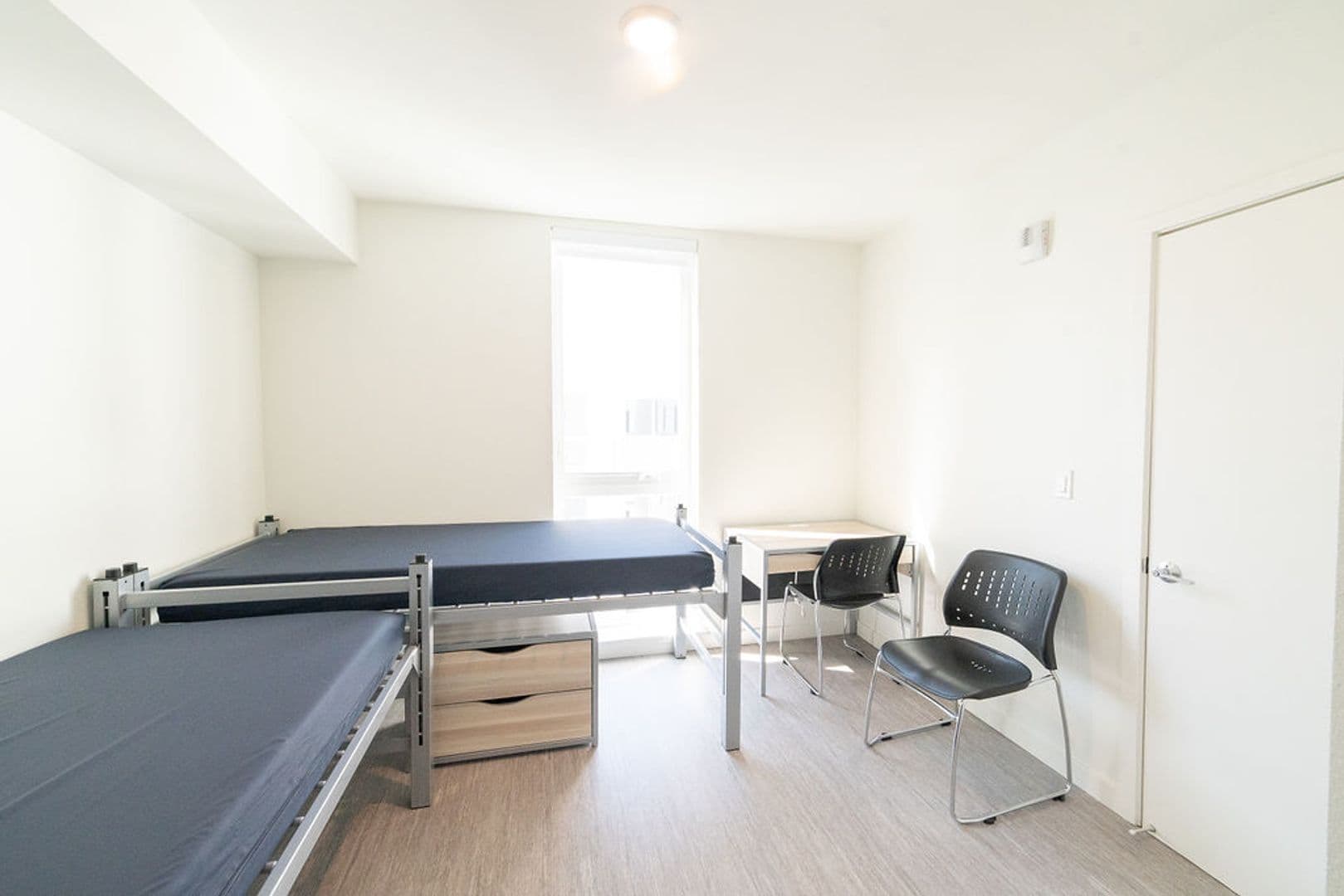 Berkeley Apartment: 2150 Kittredge St