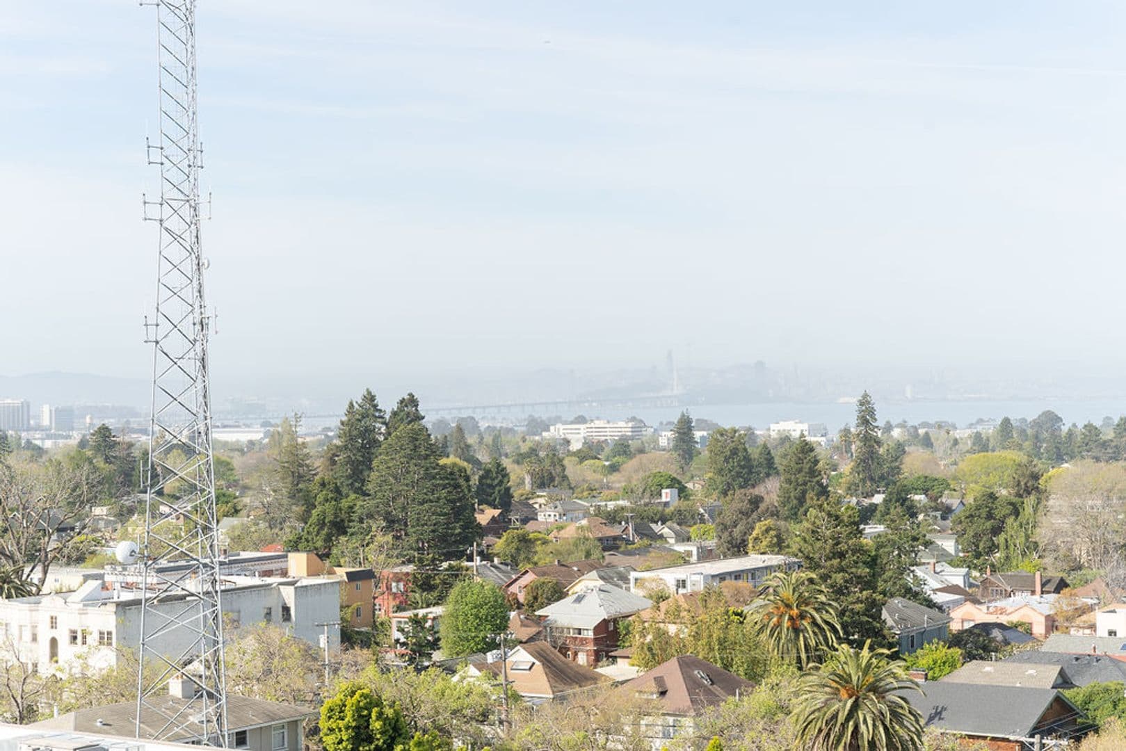 Berkeley Apartment: 2099 Martin Luther King Jr. Way