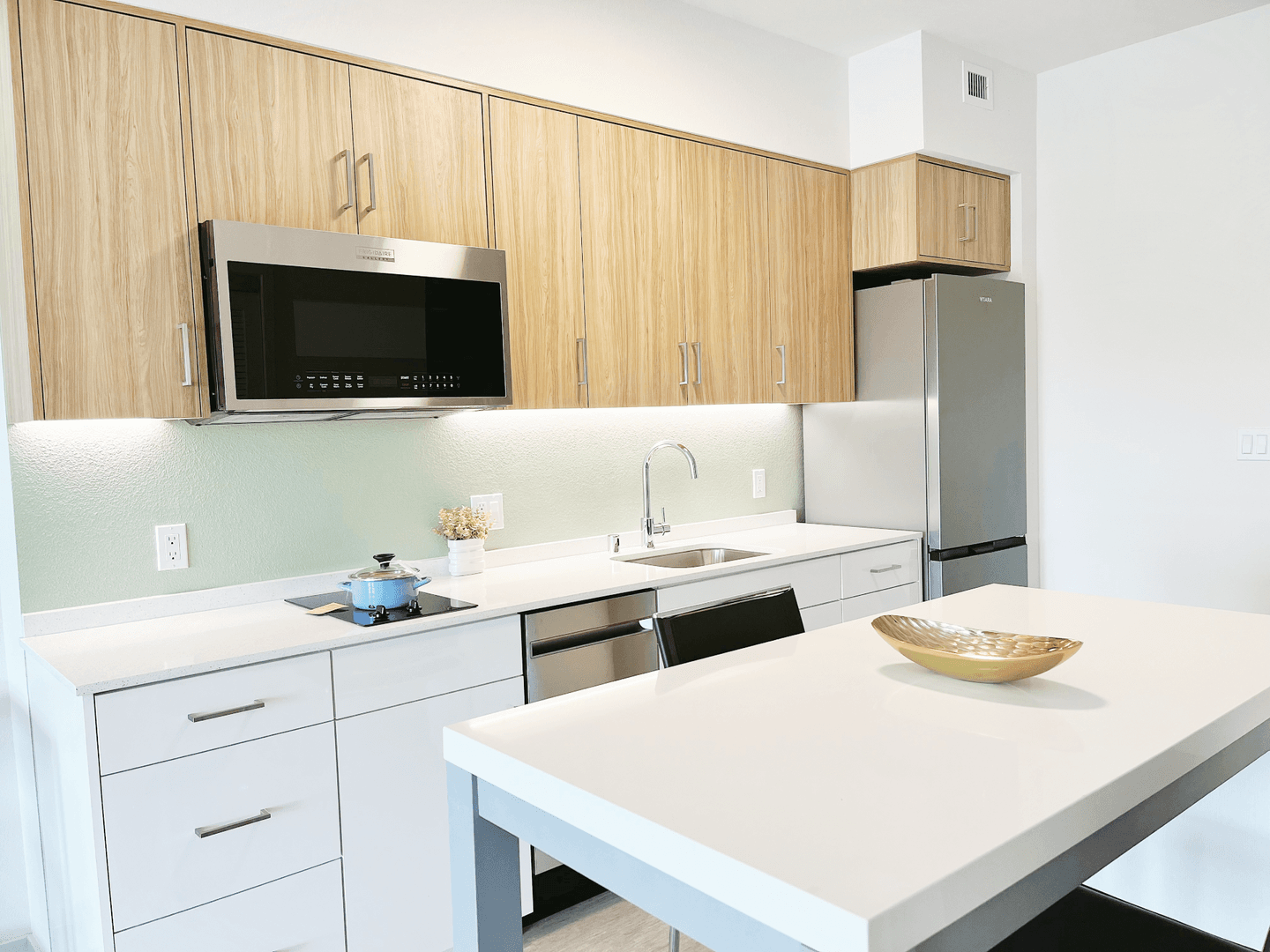 Berkeley Apartment: 2099 Martin Luther King Jr. Way