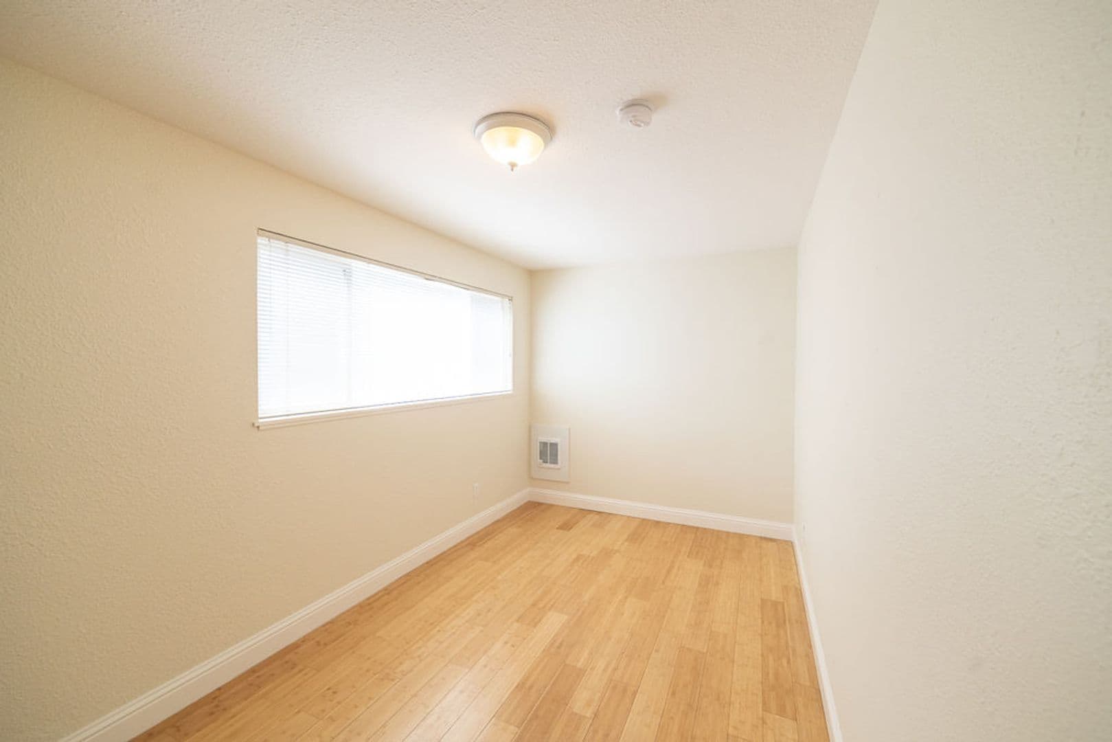 Berkeley Apartment: 2233 Channing Way