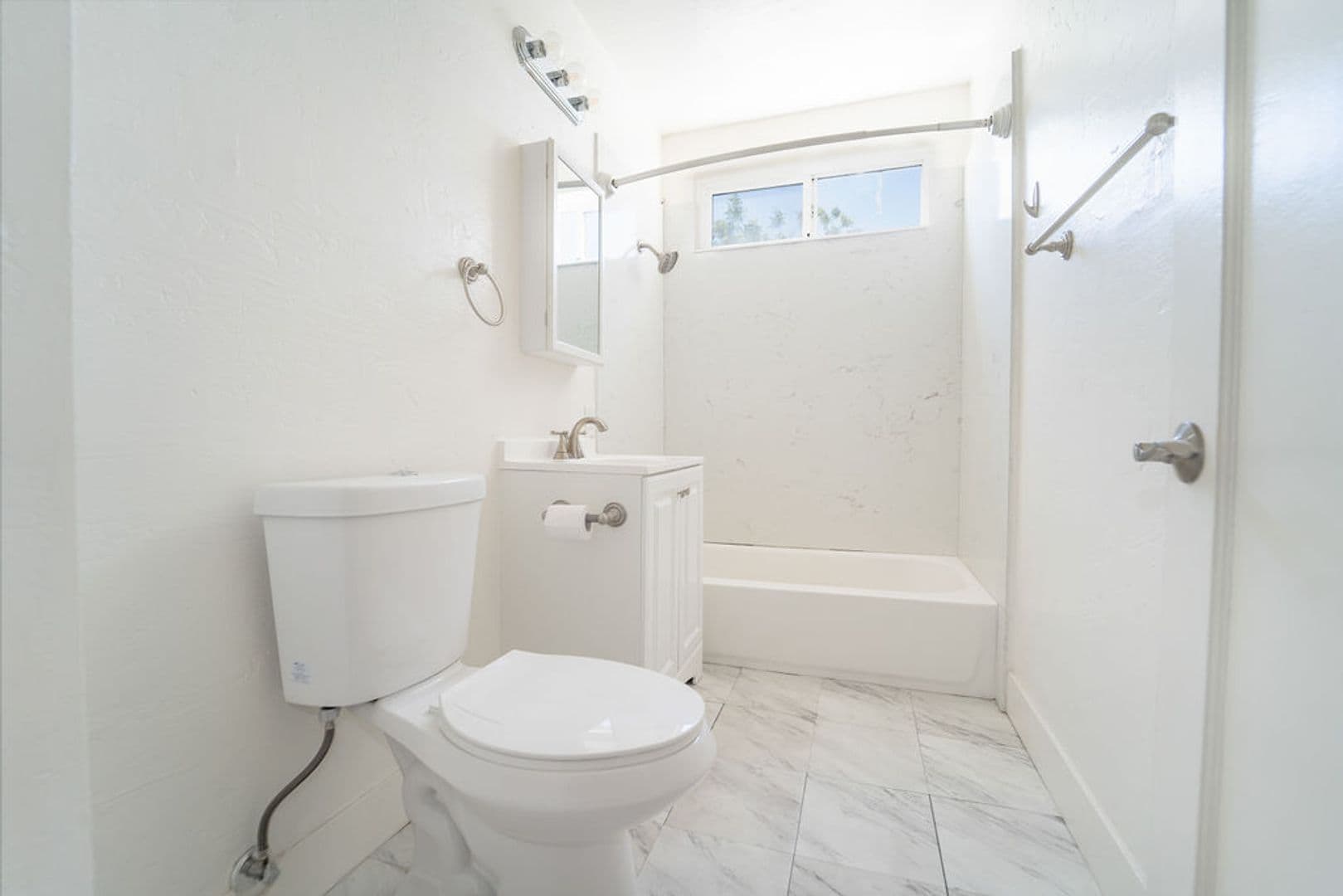 Pittsburg Apartment: 45 W. Tenth st.