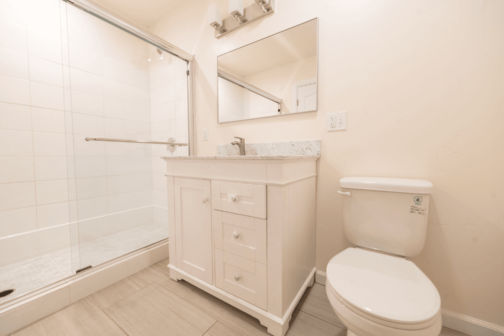 Emeryville Apartment: 1276 Ocean Ave