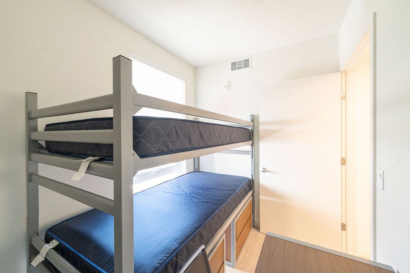Berkeley Apartment: 2099 Martin Luther King Jr. Way