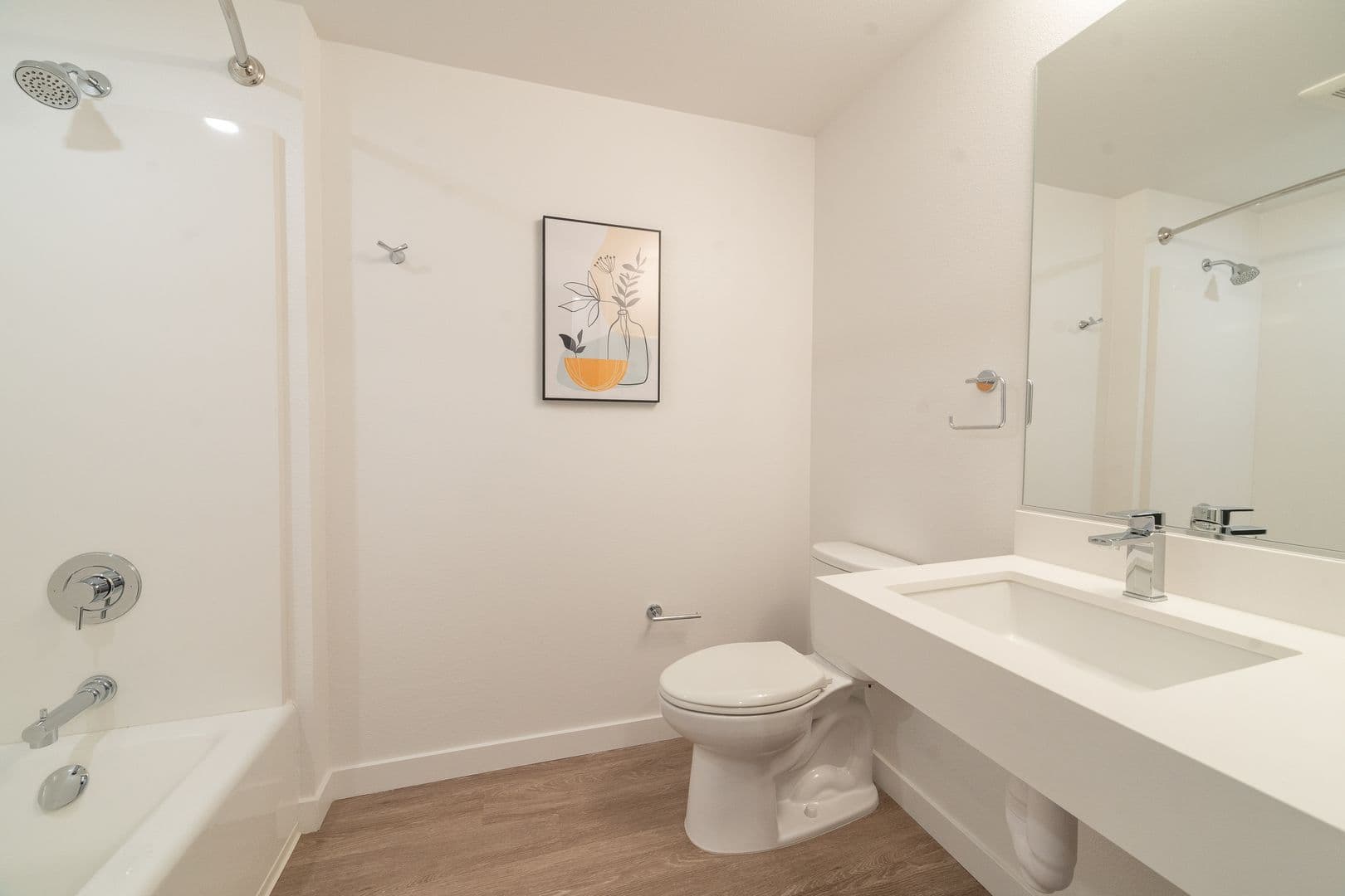 Berkeley Apartment: 2001 Milvia St
