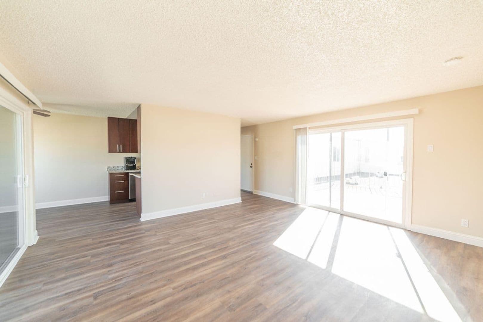 Oakland Apartment: 365 Euclid Ave.