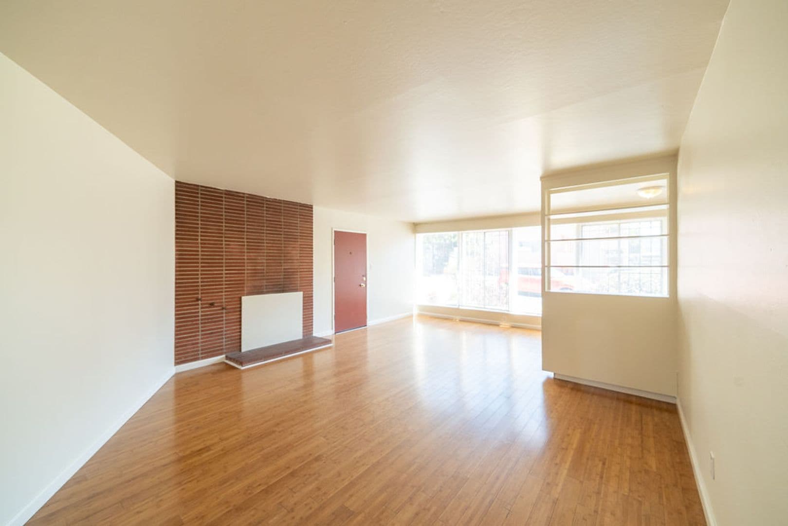 Berkeley Apartment: 2233 Channing Way