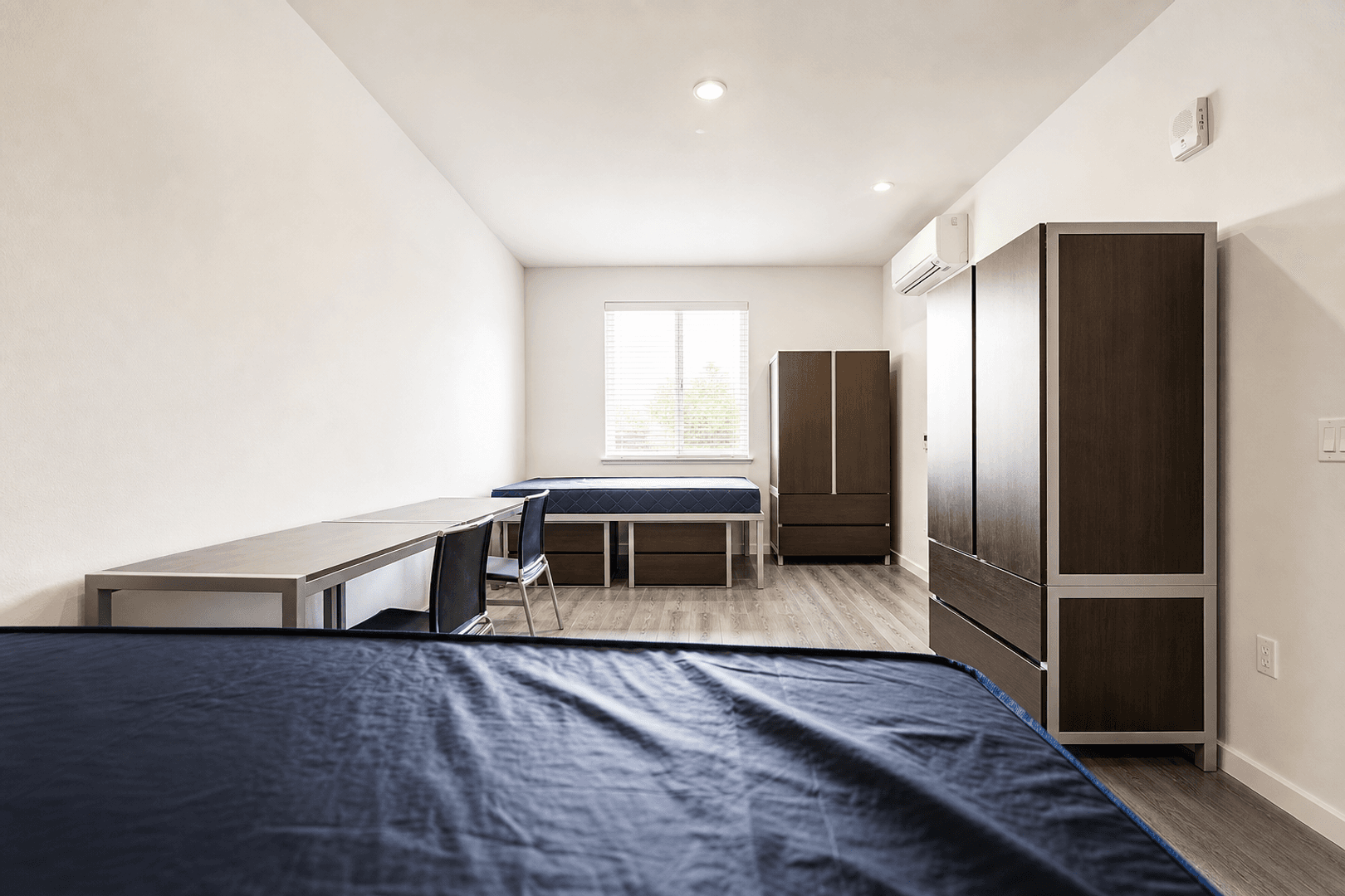 Berkeley Apartment: 2077 Haste St