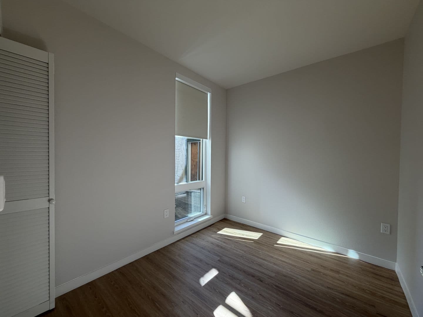 Berkeley Apartment: 2067 University Ave