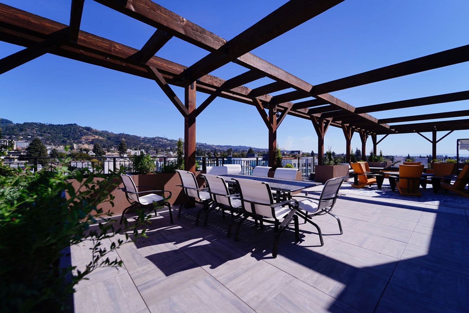 Berkeley Apartment: 2077 Haste St