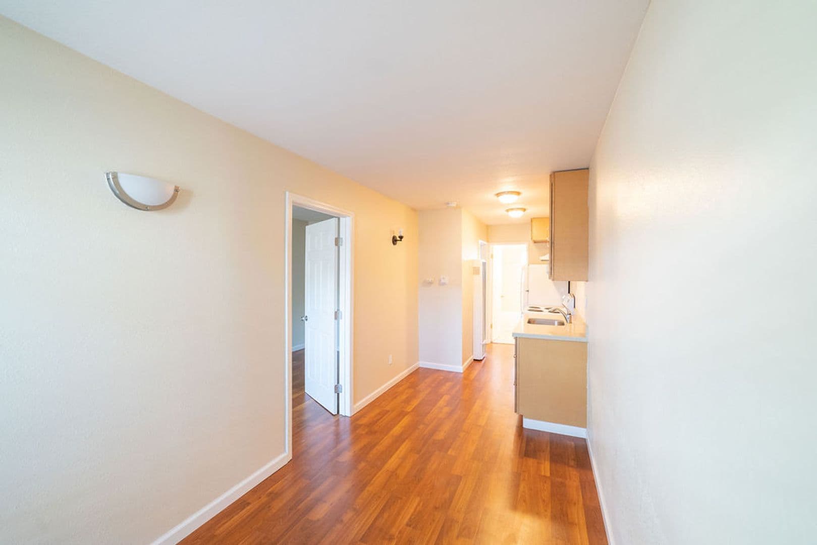 Berkeley Apartment: 2233 Channing Way