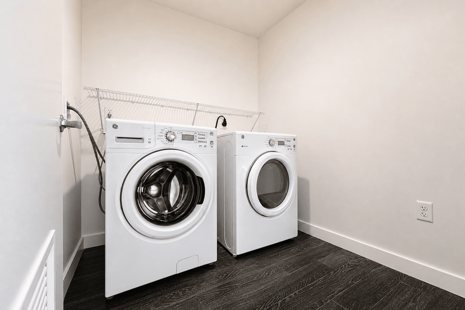 Berkeley Apartment: 3015 San Pablo Ave.