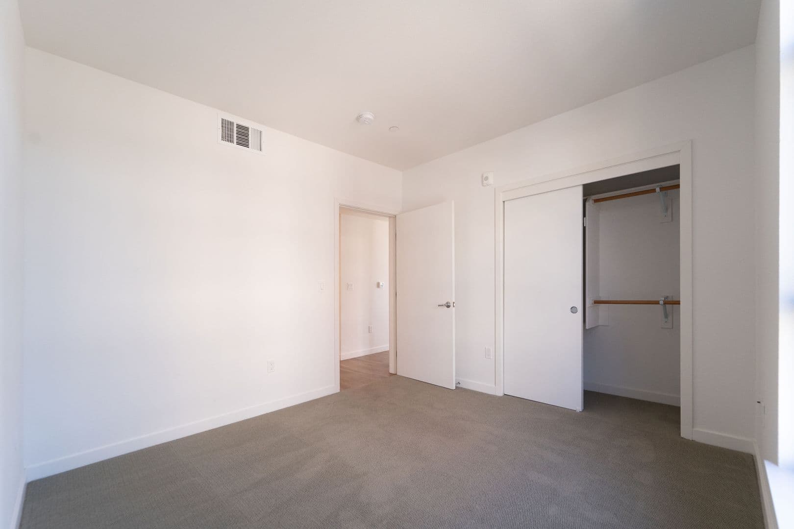 Berkeley Apartment: 2640 Shattuck Ave
