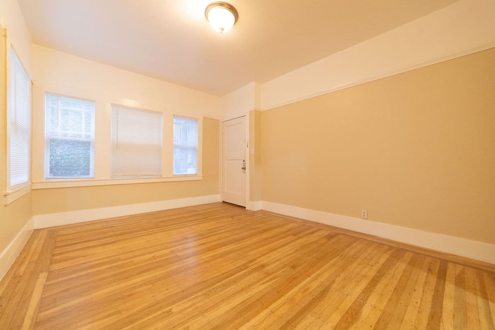 Oakland Apartment: 508-516 33rd Street