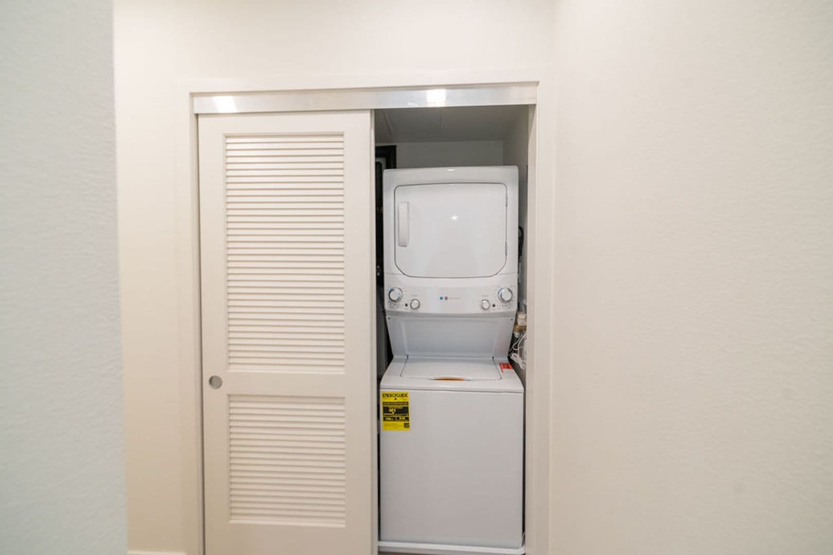 Berkeley Apartment: 2099 Martin Luther King Jr. Way