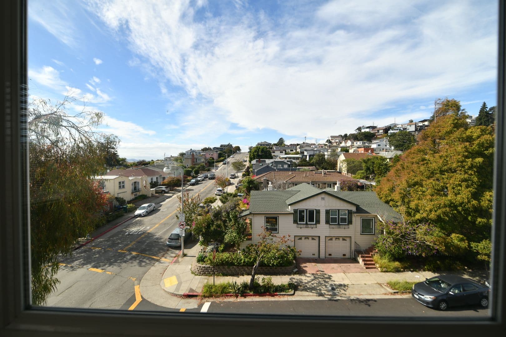Albany Apartment: 935 Solano Avenue