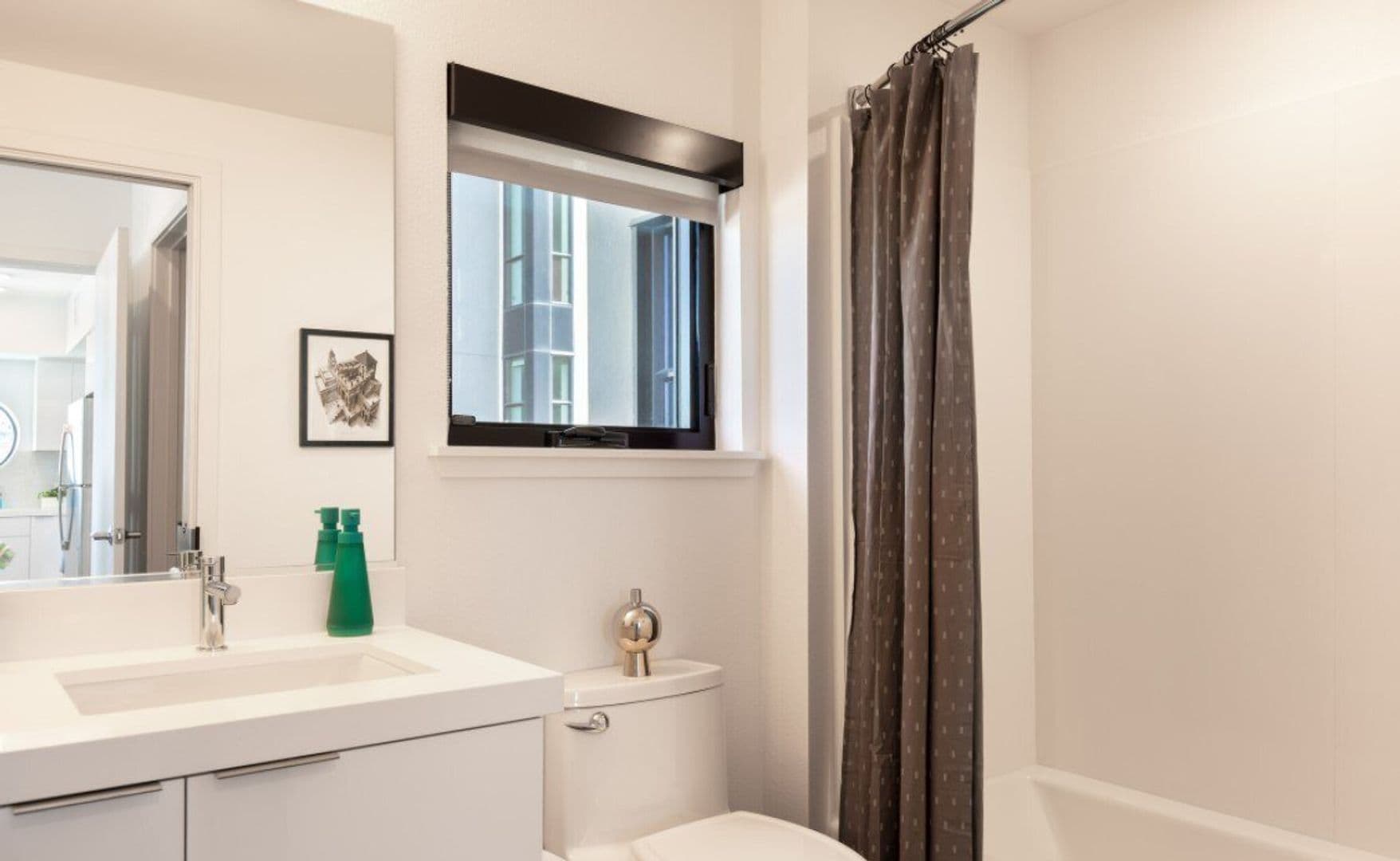 Berkeley Apartment: 2640 Shattuck Ave