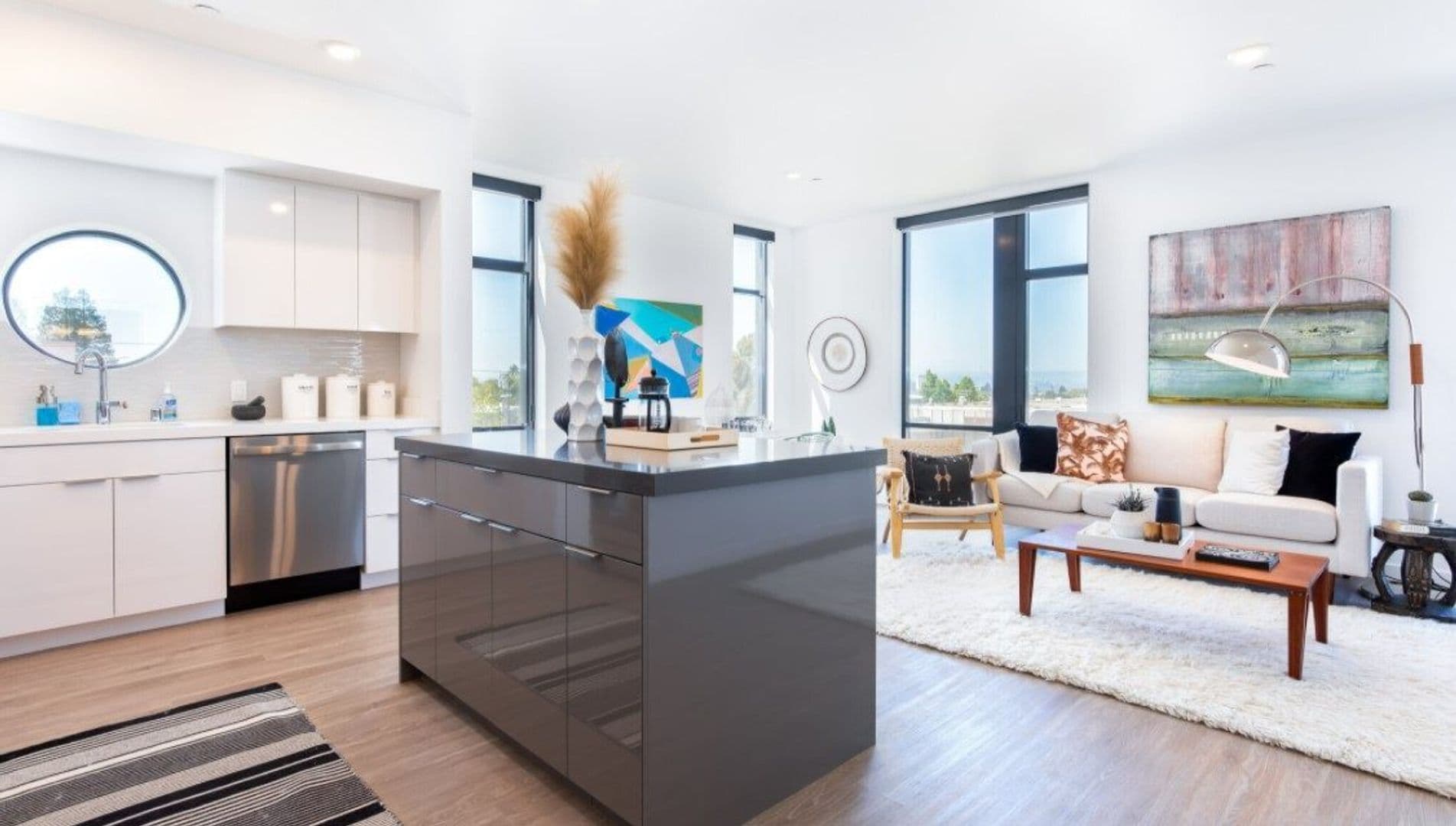 Berkeley Apartment: 2640 Shattuck Ave