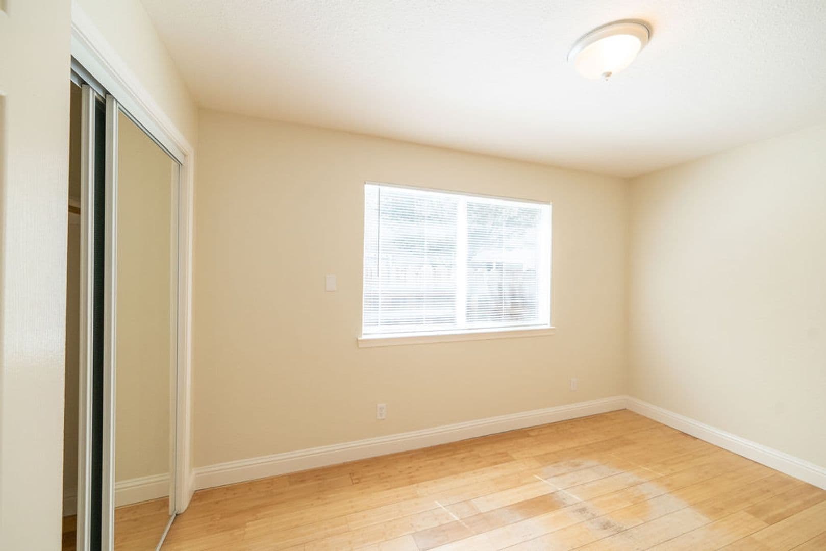 Berkeley Apartment: 2233 Channing Way