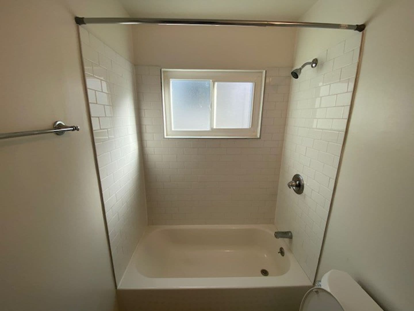 Oakland Apartment: 200 East 15th Street