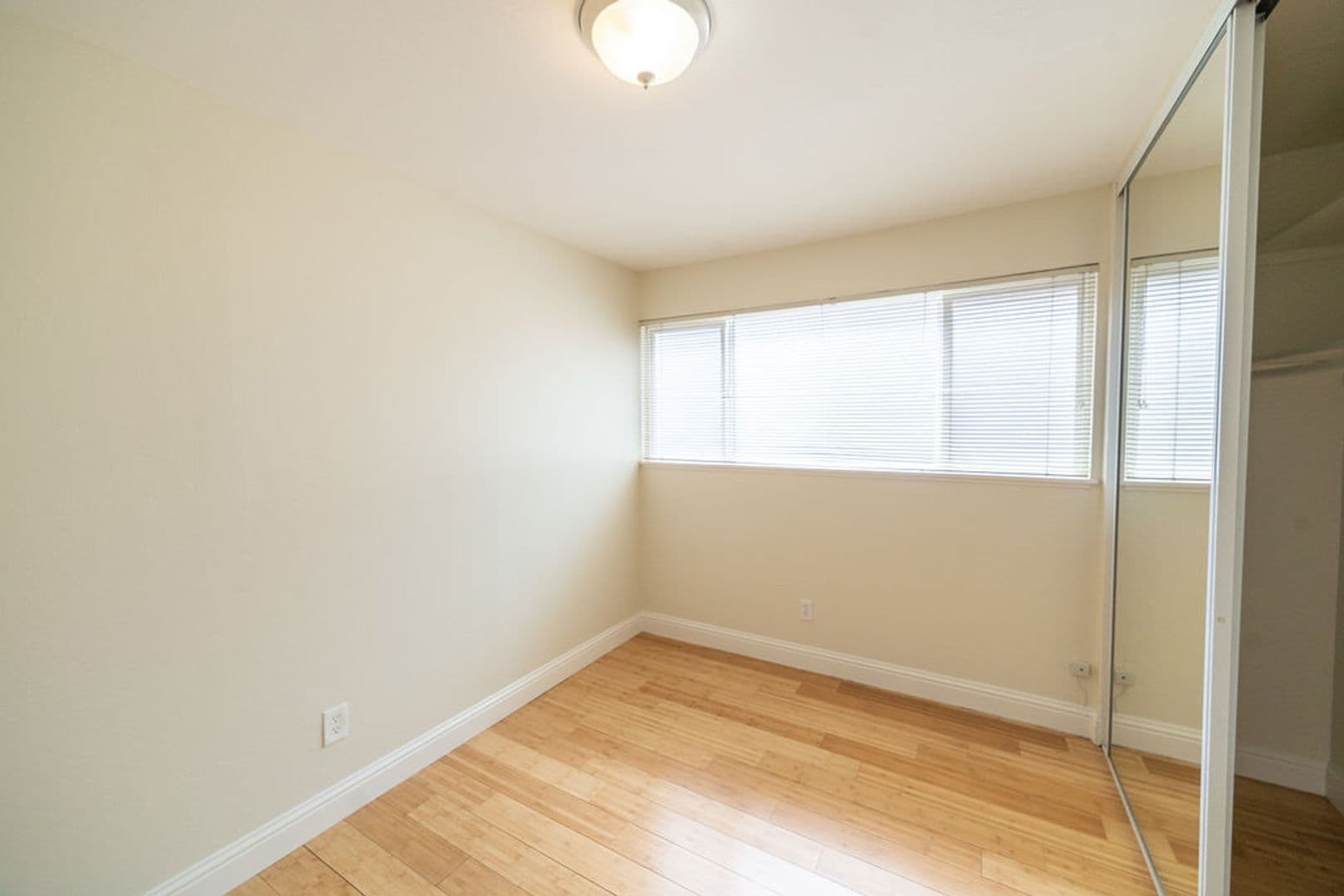 Berkeley Apartment: 2233 Channing Way