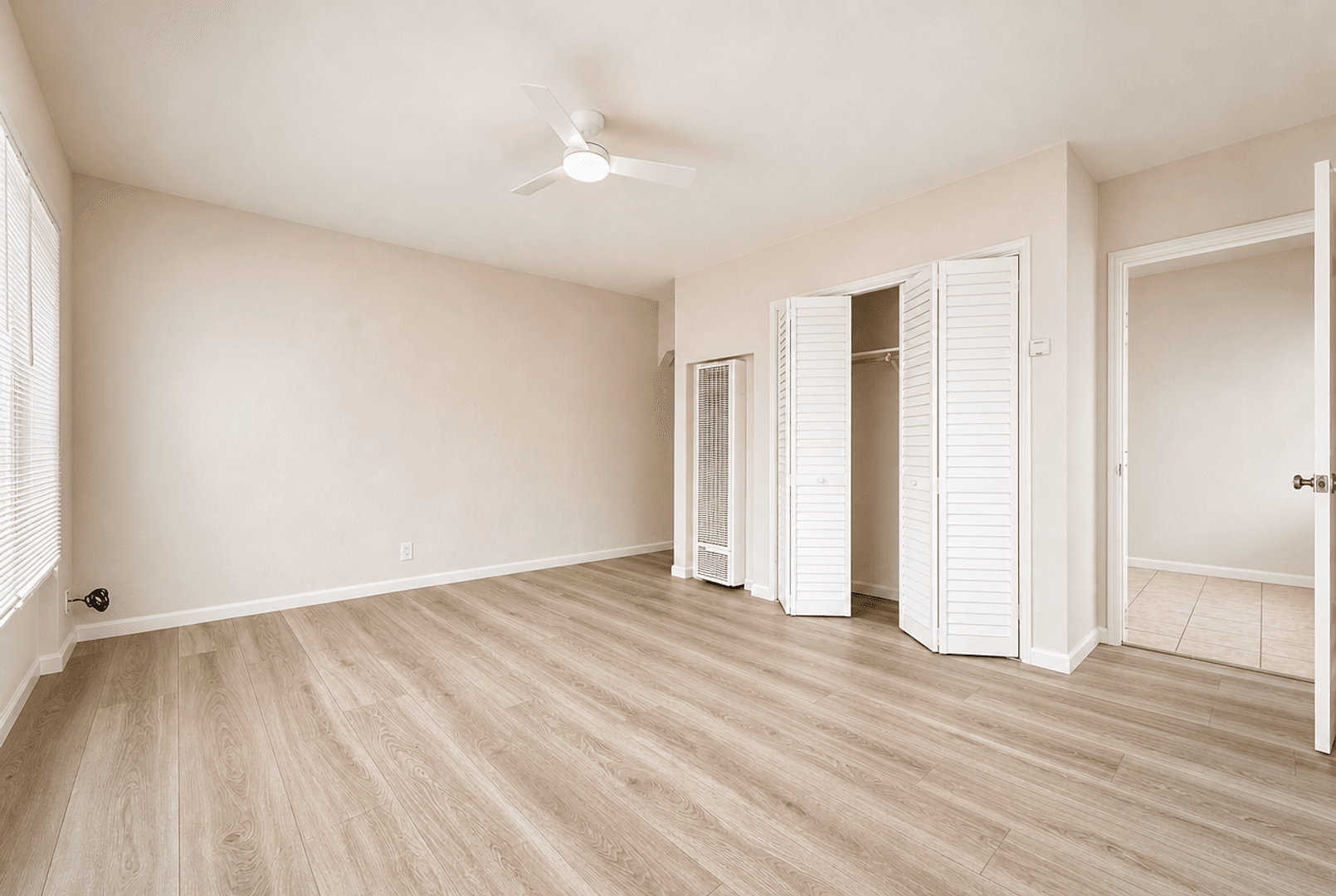 Albany Apartment: 935 Solano Avenue