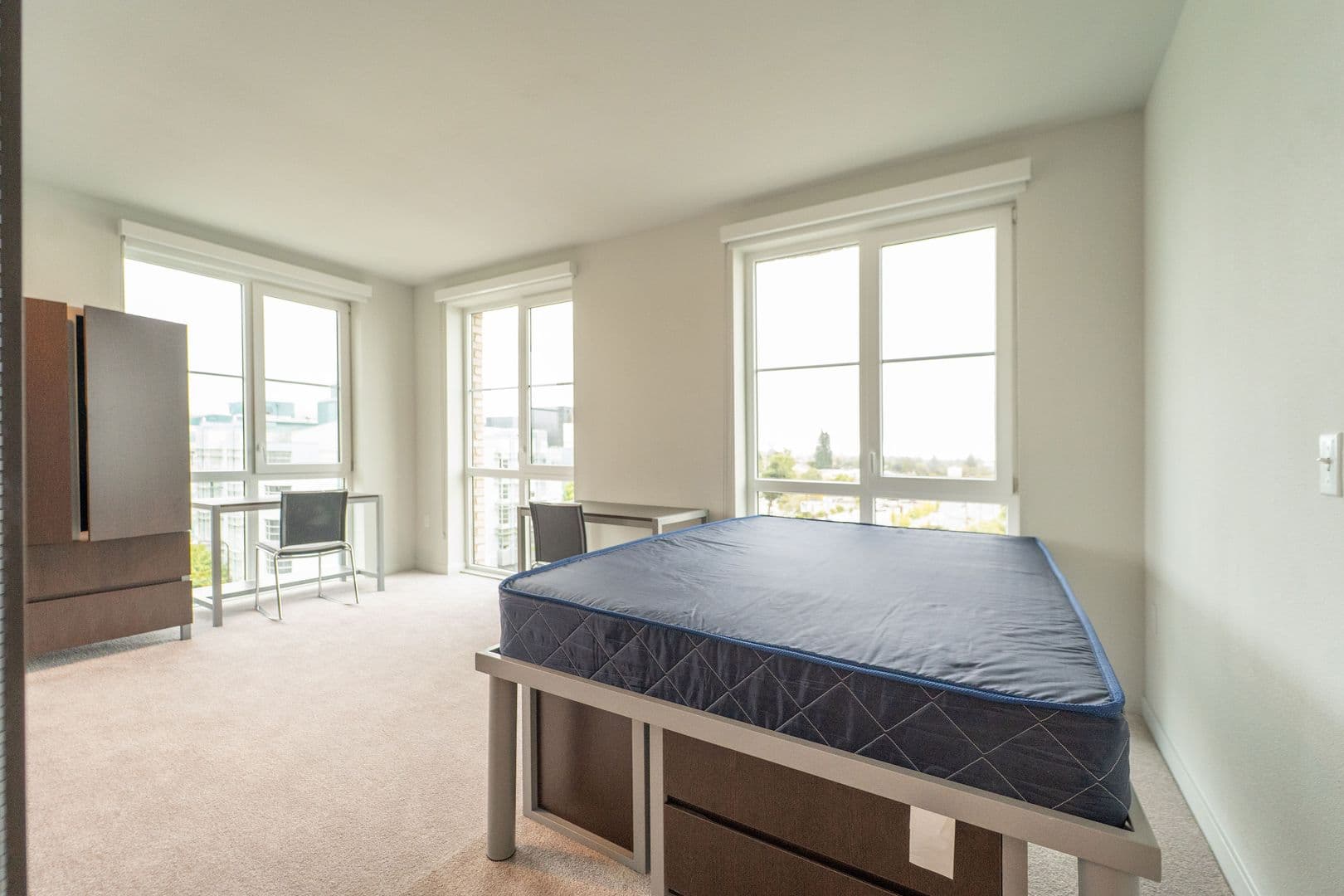 Berkeley Apartment: 2077 Haste St