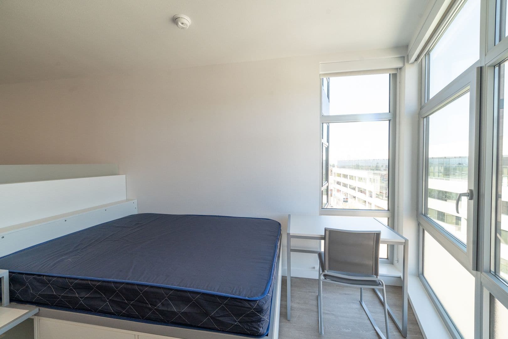 Berkeley Apartment: 2001 Milvia St