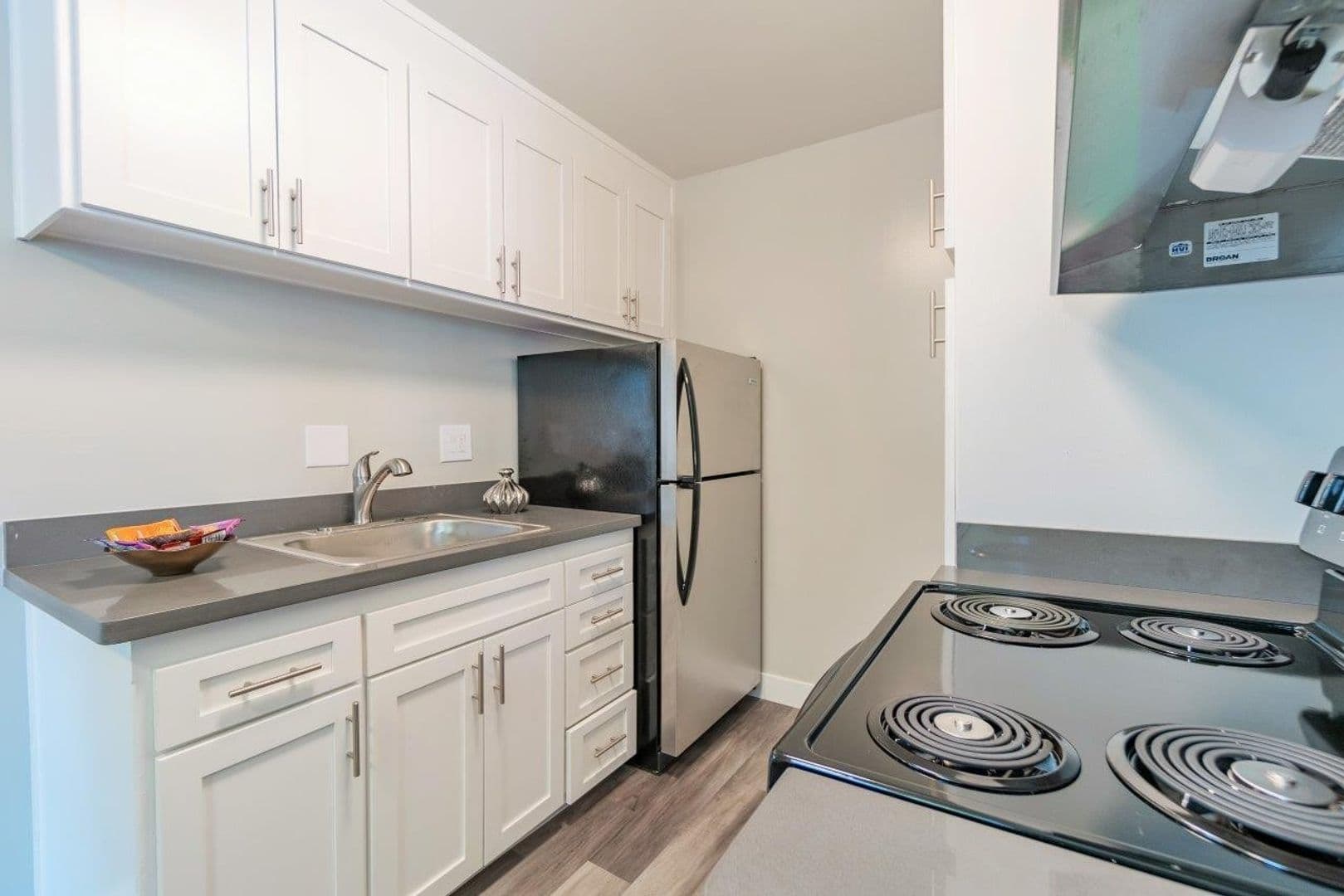 Hayward Apartment: 1282 Mattox Rd