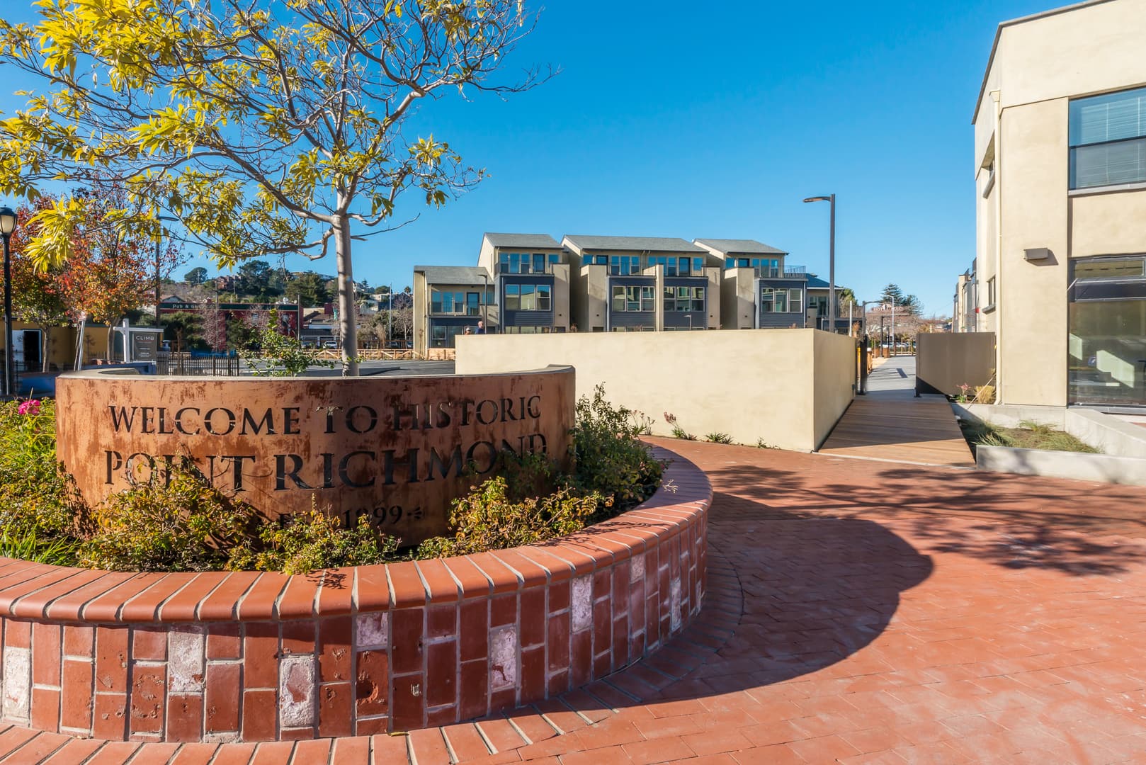Richmond Apartment: 403 S. Garrard Blvd