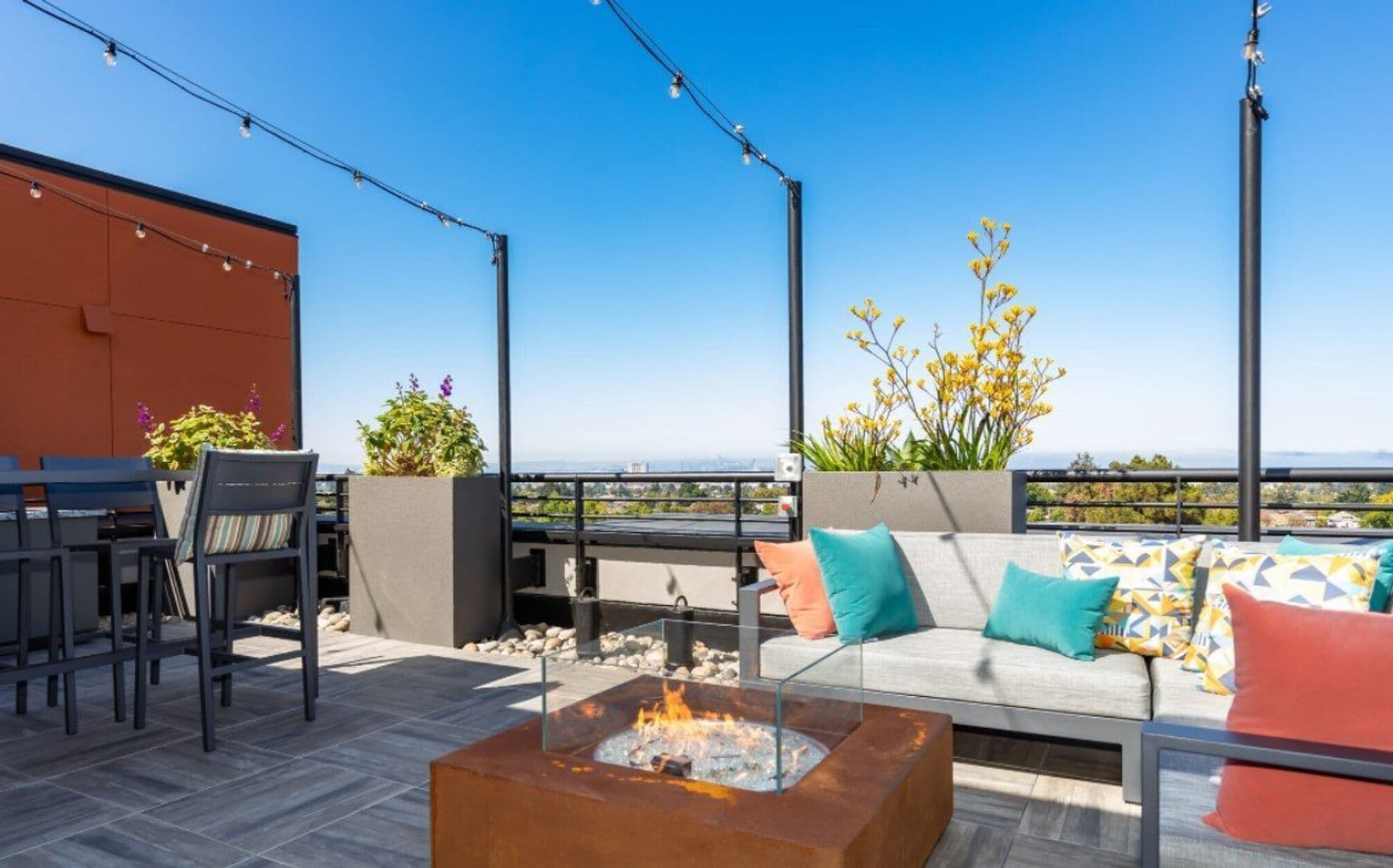Berkeley Apartment: 2640 Shattuck Ave