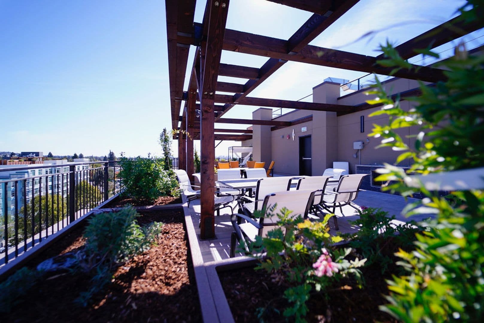 Berkeley Apartment: 2077 Haste St