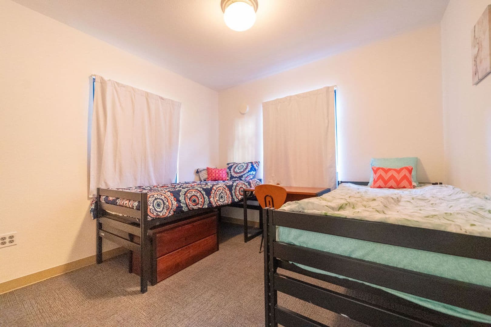 Berkeley Apartment: 2398 Bancroft Way