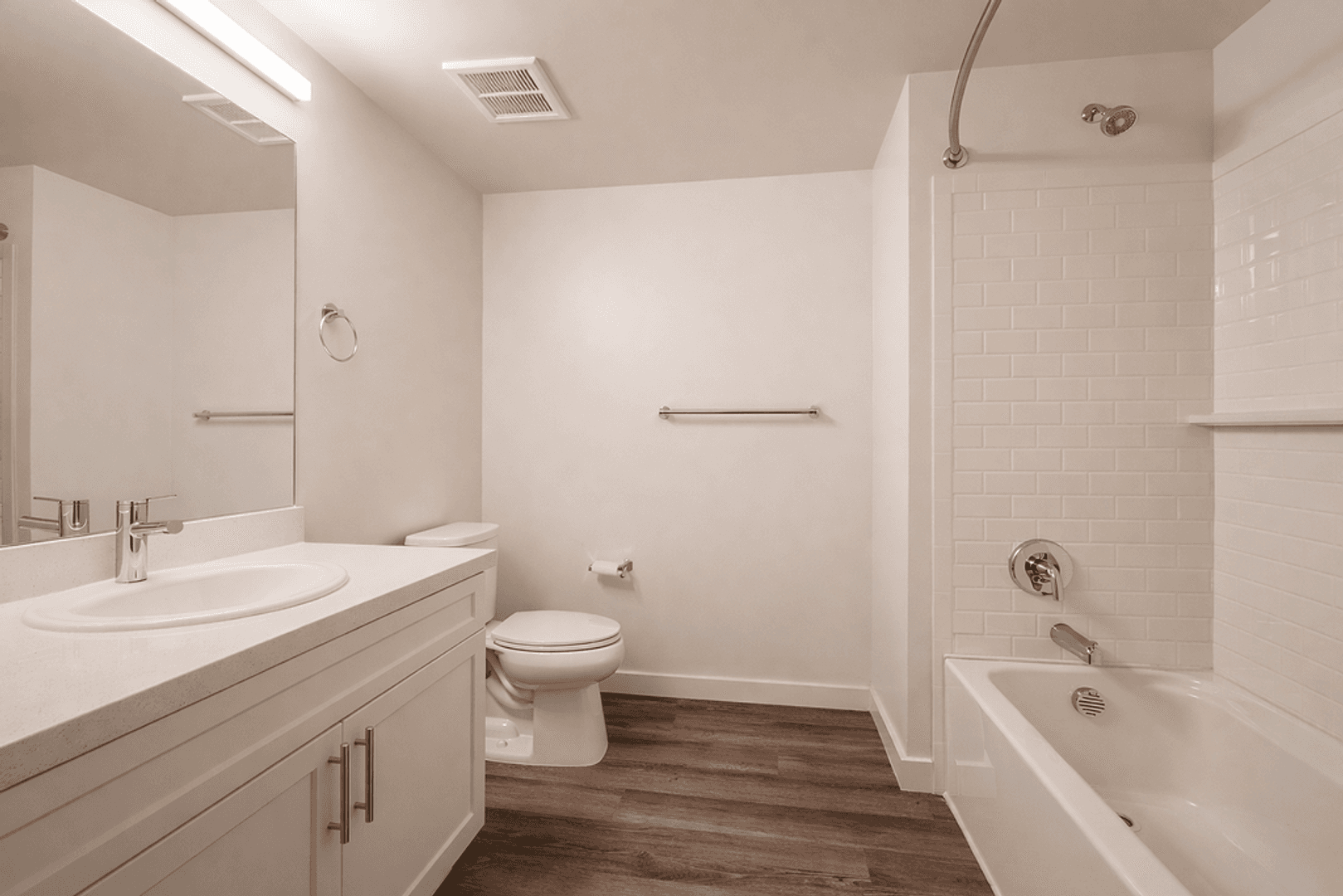Berkeley Apartment: 2077 Haste St