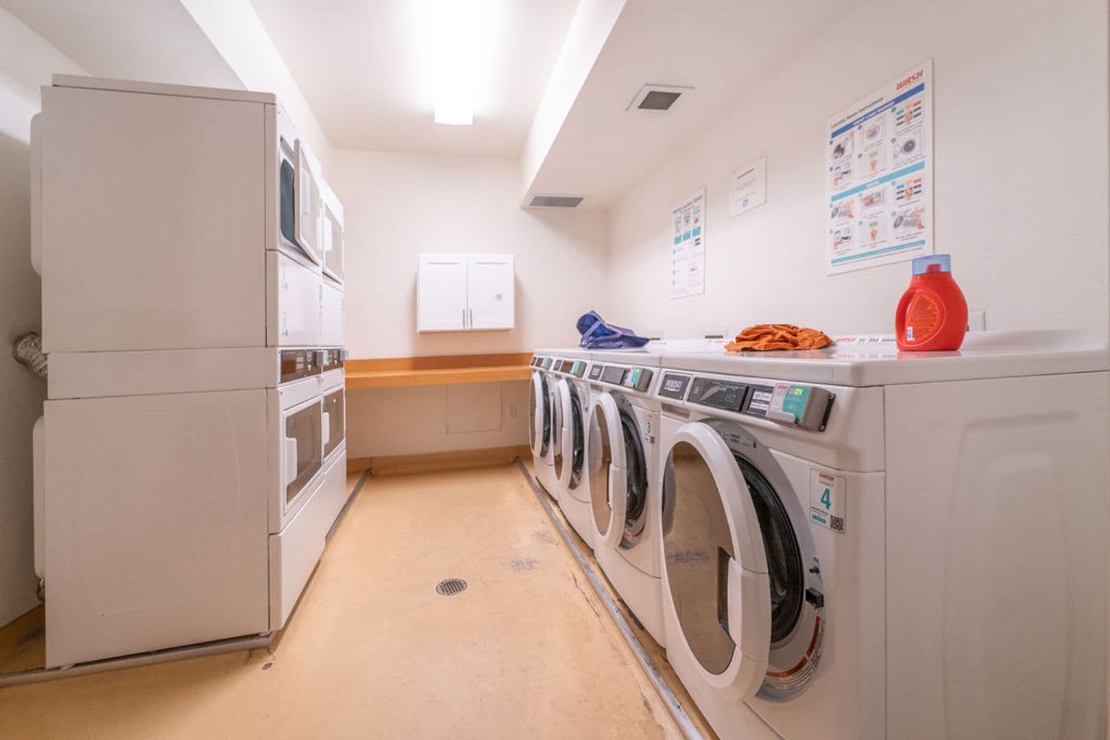 Berkeley Apartment: 2398 Bancroft Way