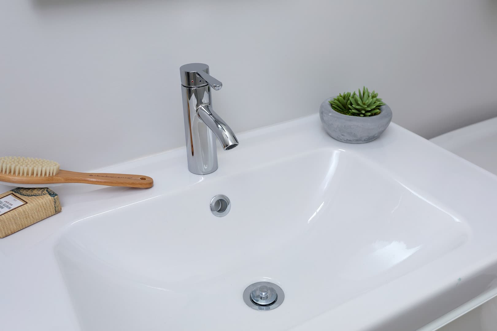 Pasadena Apartment: 888 Magnolia Ave
