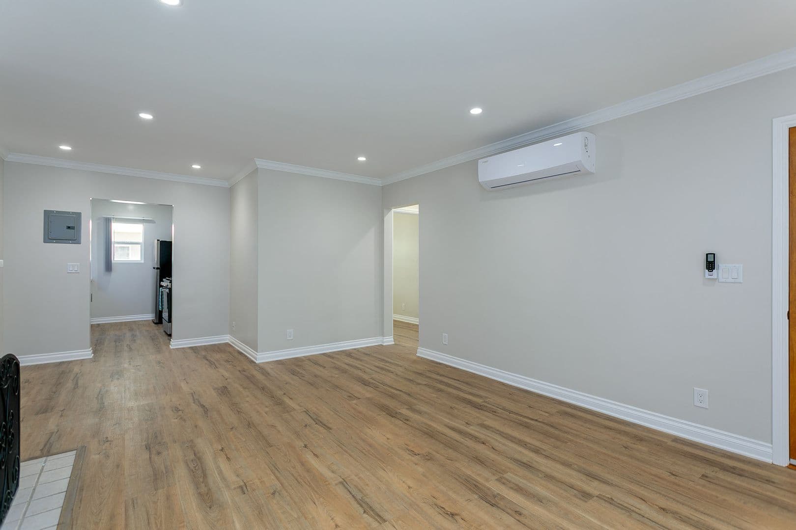 Arcadia Apartment: 1001-1005 W Huntington Dr