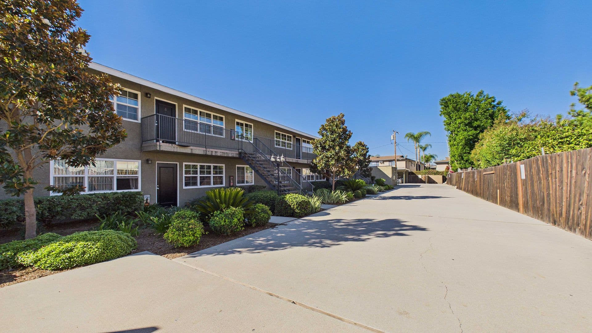Covina Apartment: 535 N Lark Ellen Ave
