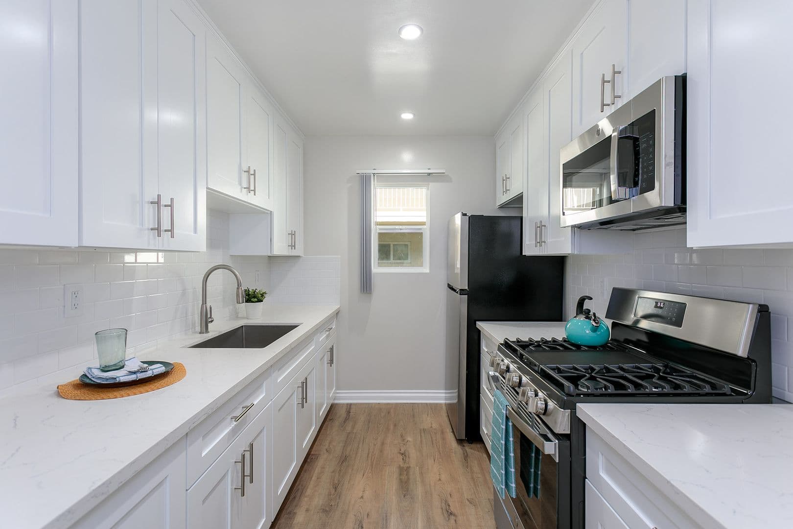 Arcadia Apartment: 1001-1005 W Huntington Dr