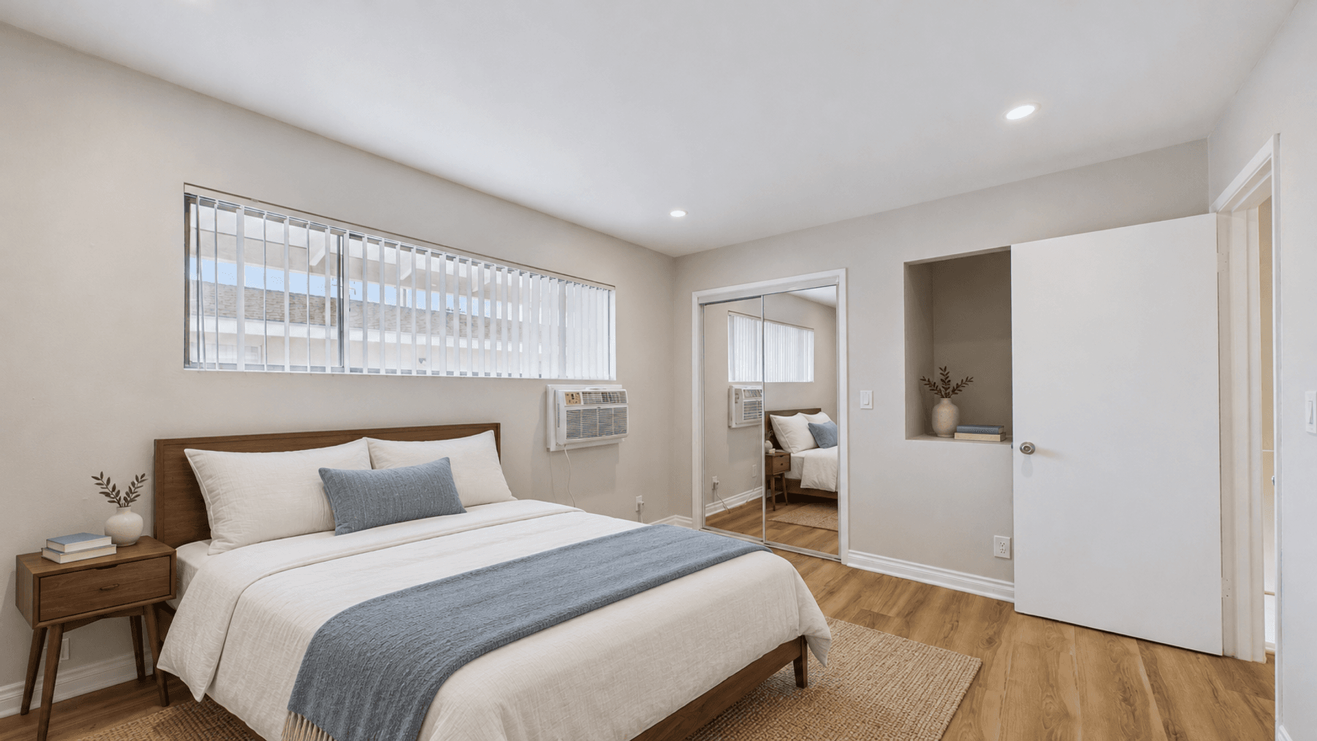 Duarte Apartment: 1318 Mountain Ave