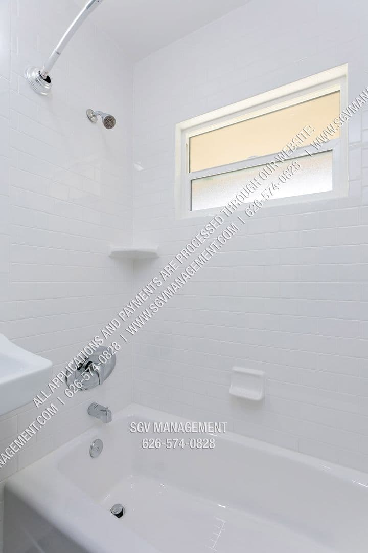 Arcadia Apartment: 1001-1005 W Huntington Dr
