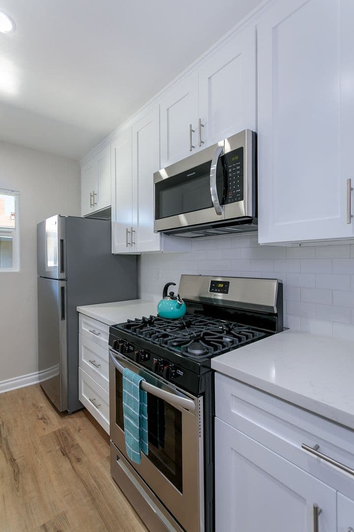 Arcadia Apartment: 1001-1005 W Huntington Dr