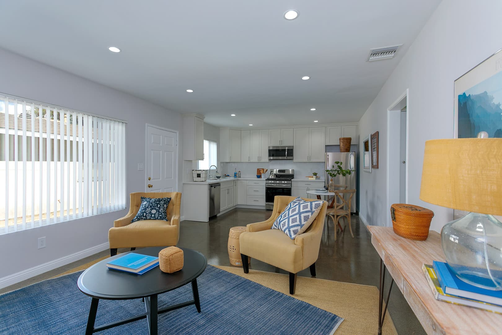 Pasadena Apartment: 888 Magnolia Ave