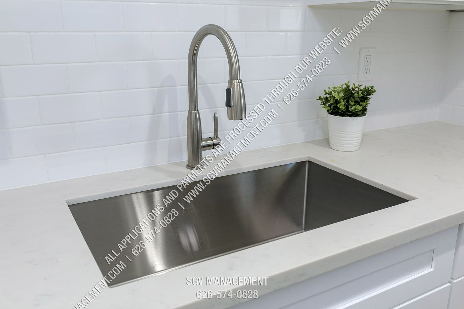 Arcadia Apartment: 1001-1005 W Huntington Dr