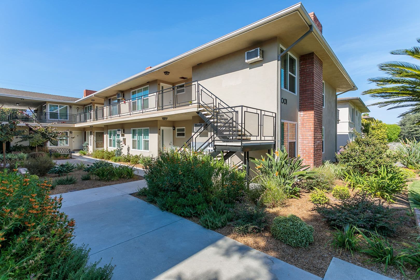 Arcadia Apartment: 1001-1005 W Huntington Dr